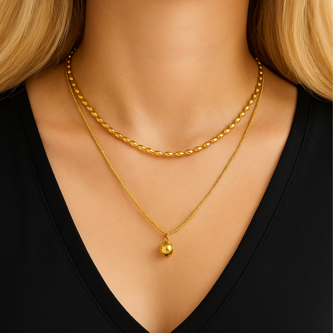 collar doble capa en cadenas de cuenta con colgante de esfera pulida en acero inoxidable chapado en oro 18 quilates