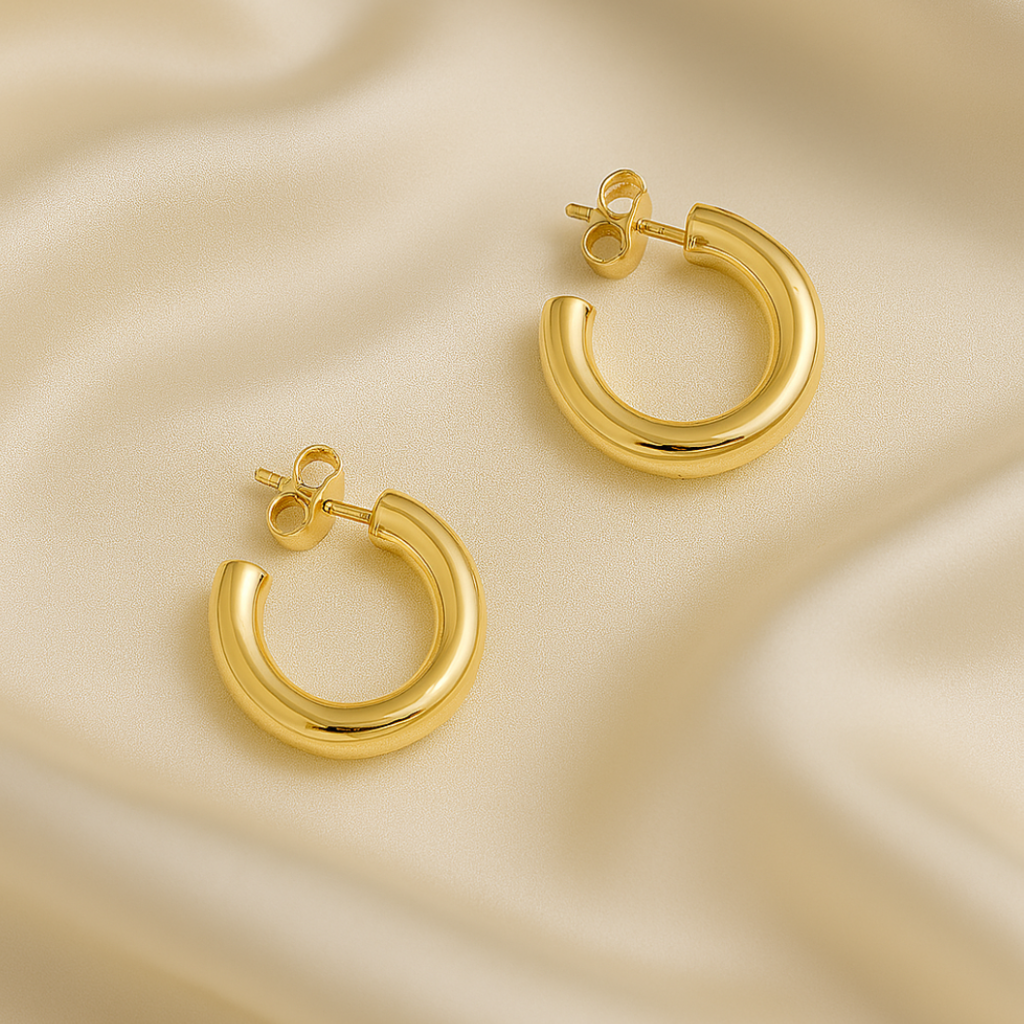 Aretes de aro dorado con acabado fino de acero inoxidable chapado en oro 18k