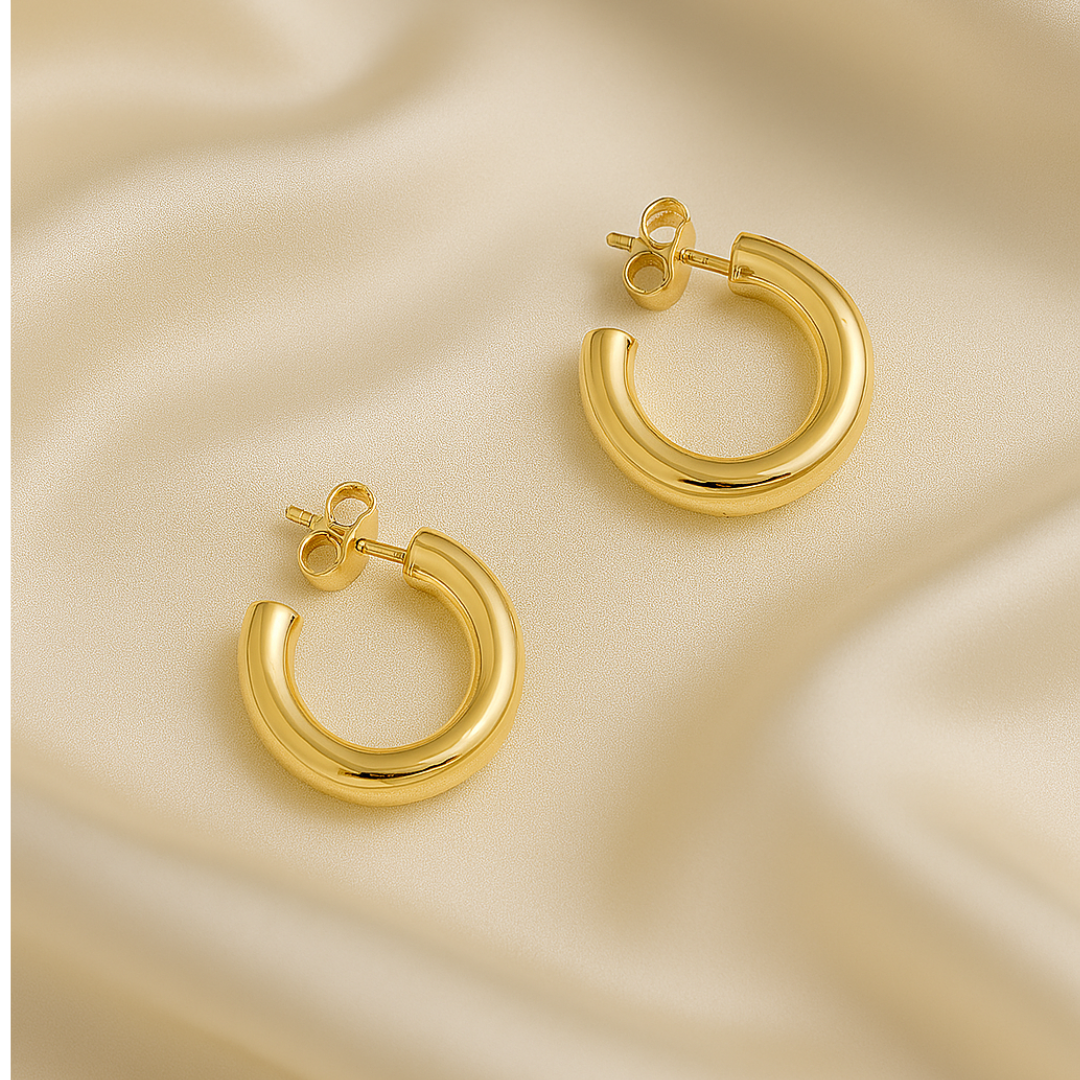 Aretes de aro dorado con acabado fino de acero inoxidable chapado en oro 18k